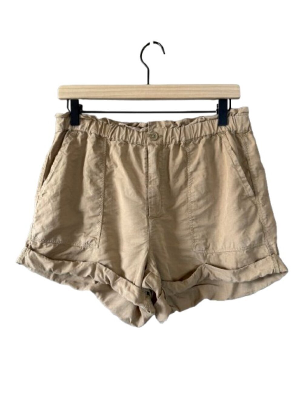 Women's M Aerie Paper Bag Shorts in Khaki
